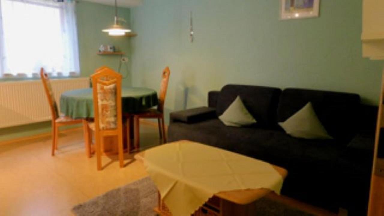 Ferienwohnung - Zimmervermietung Ringelmann Детелбах Екстериор снимка